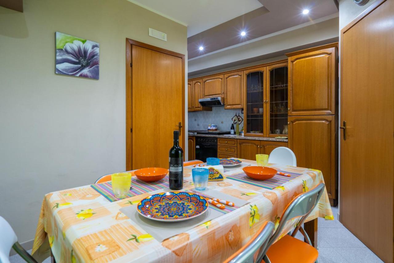 Casa Vacanze Dell'Angelo San Mauro Castelverde Luaran gambar
